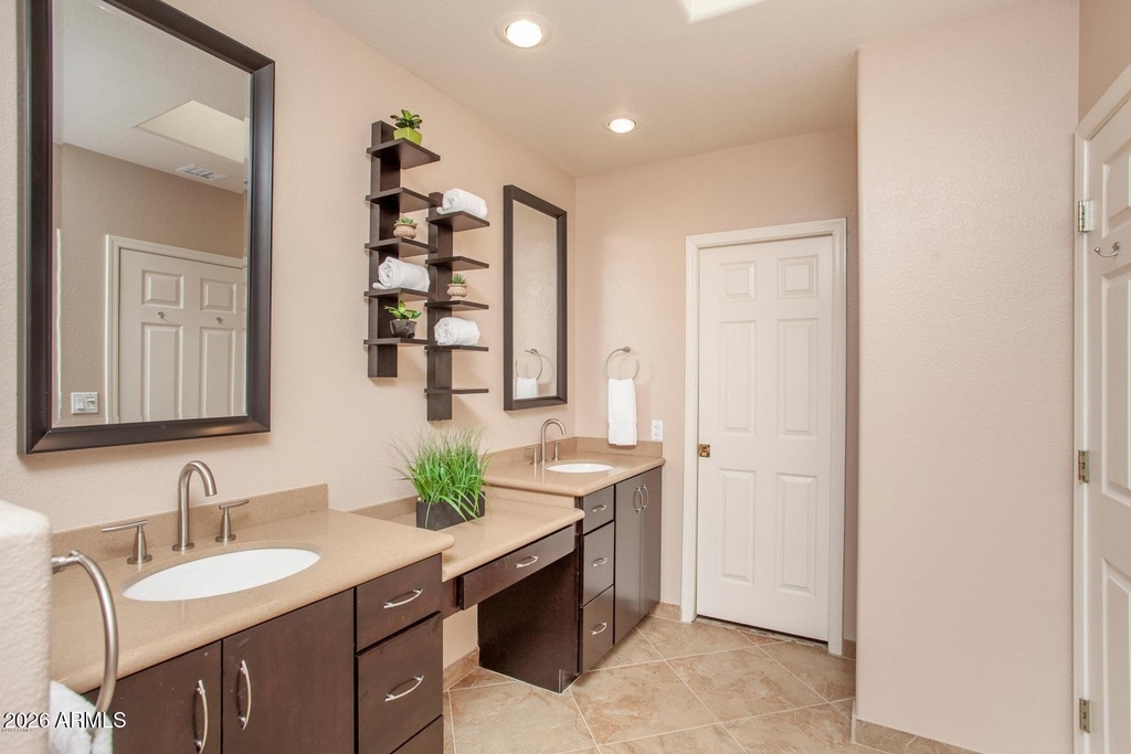 7771 E Foxmore Lane - Photo 18