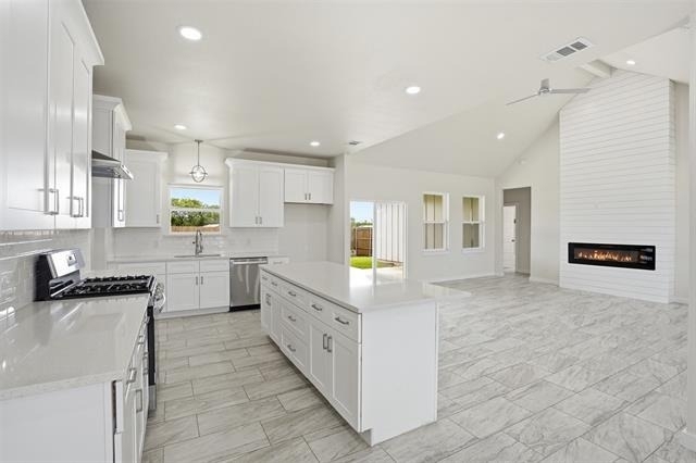 532 Highview Court - Photo 2