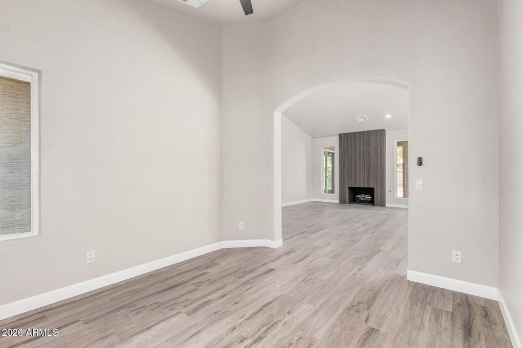 9310 E Crystal Drive - Photo 16