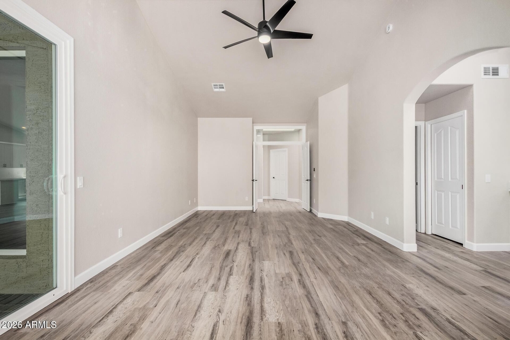 9310 E Crystal Drive - Photo 11