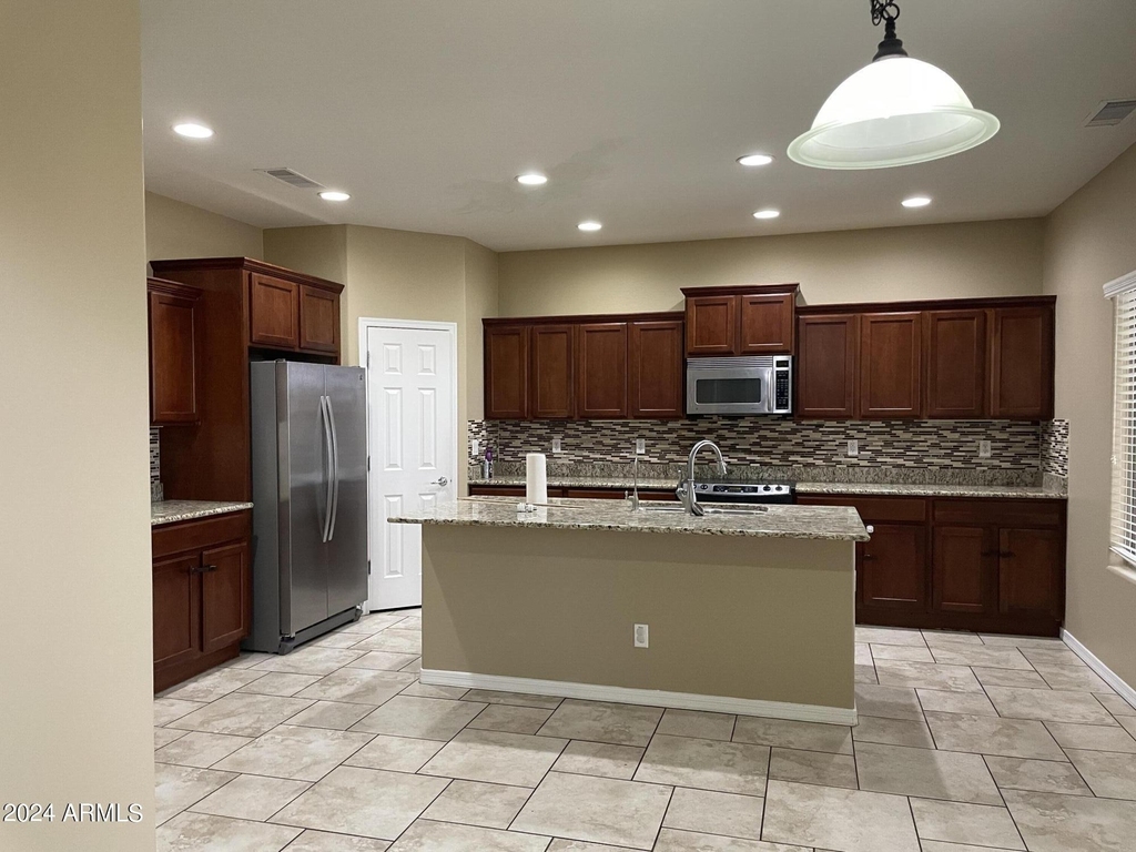 2018 W Davis Road - Photo 7