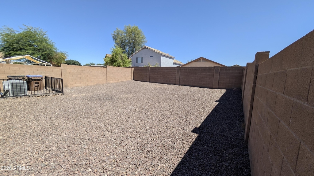 1377 E Pryor Road - Photo 5
