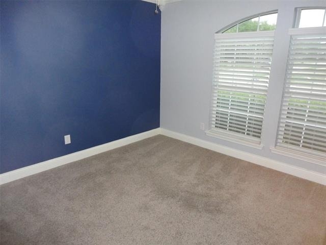 316 Hacienda Drive - Photo 22