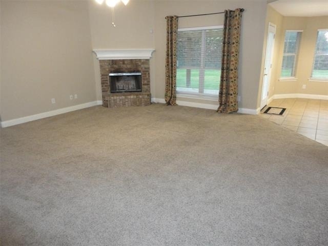 316 Hacienda Drive - Photo 4