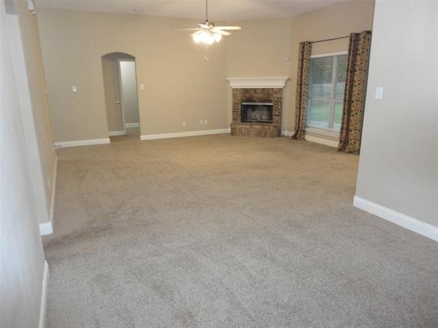316 Hacienda Drive - Photo 2