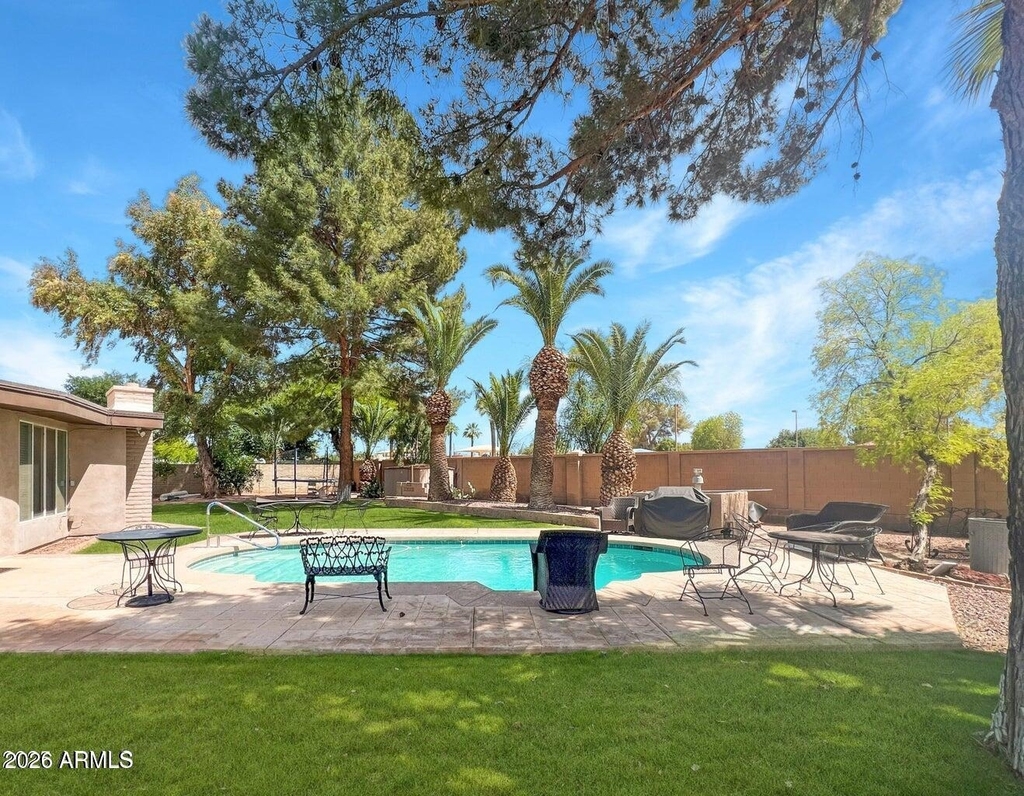 481 W Half Moon Way - Photo 28