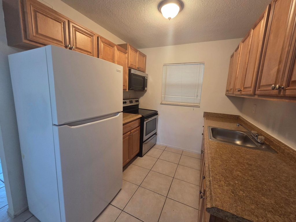 701 Se 15th Street - Photo 3