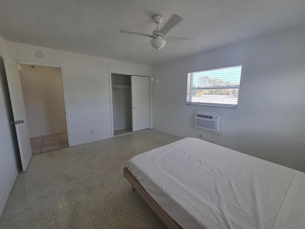 701 Se 15th Street - Photo 8