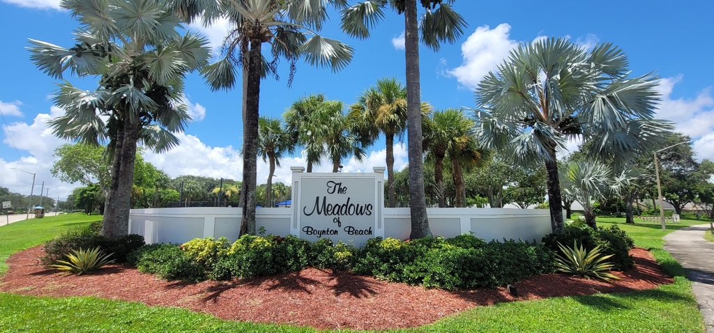 1523 Meadows Circle W - Photo 11