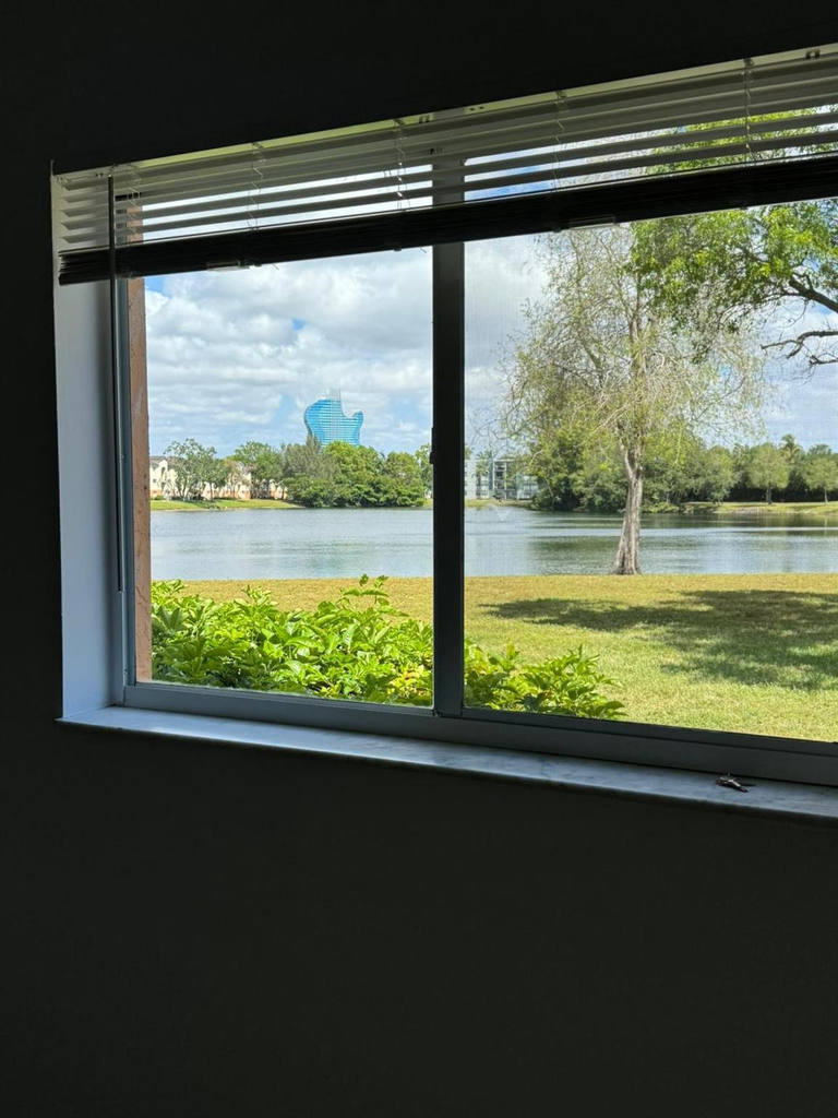 3650 N 56th Avenue - Photo 5