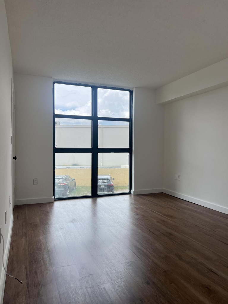 2055 Sw 122nd - Photo 6