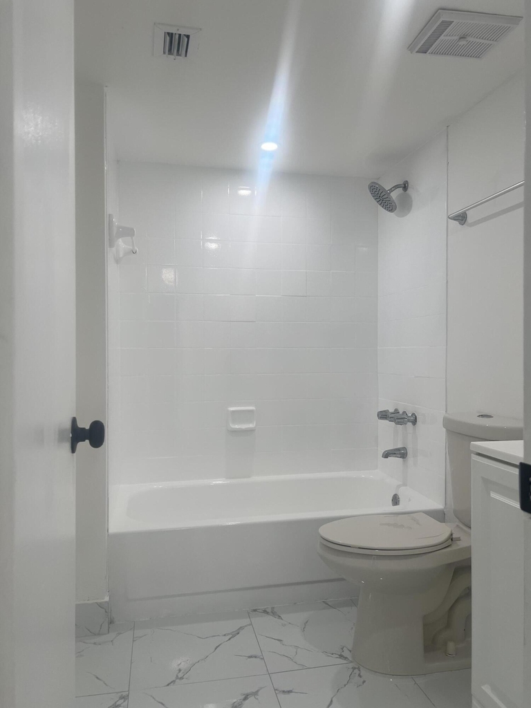 2055 Sw 122nd - Photo 11