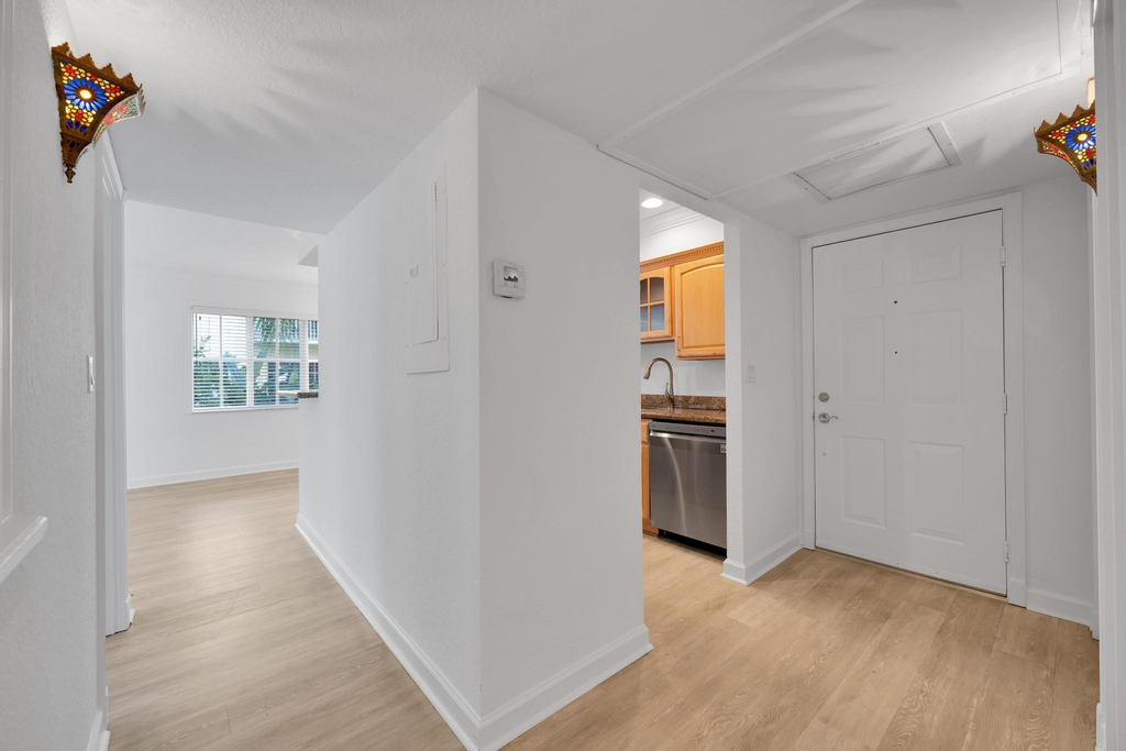 1515 E Broward Boulevard - Photo 20
