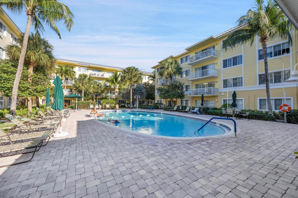 1515 E Broward Boulevard - Photo 17