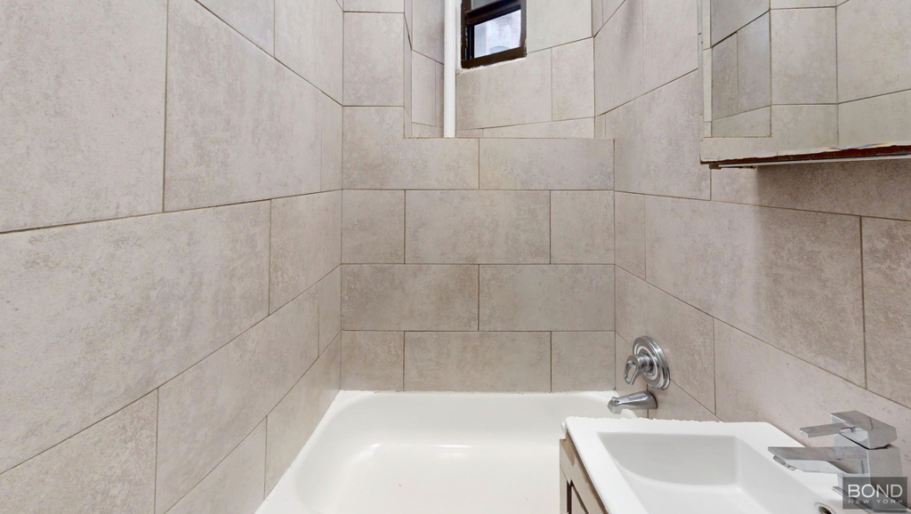 324 East 91st Street - Photo 8