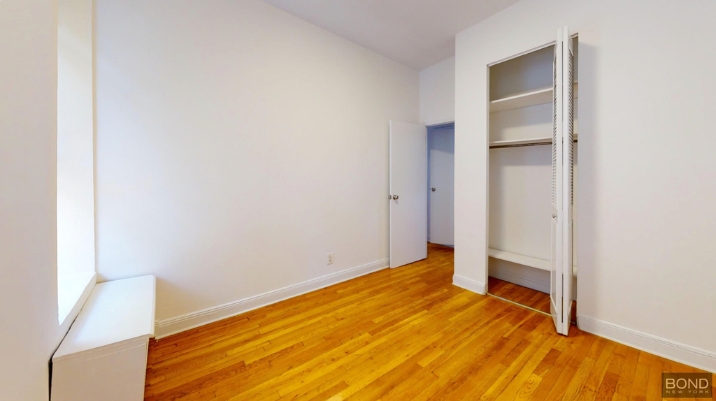 324 East 91st Street - Photo 7