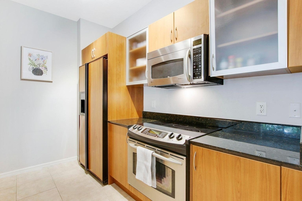 802 W Windward Way - Photo 8