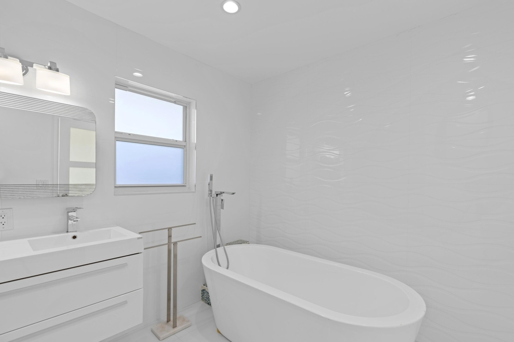 391 Se 7th Avenue - Photo 31