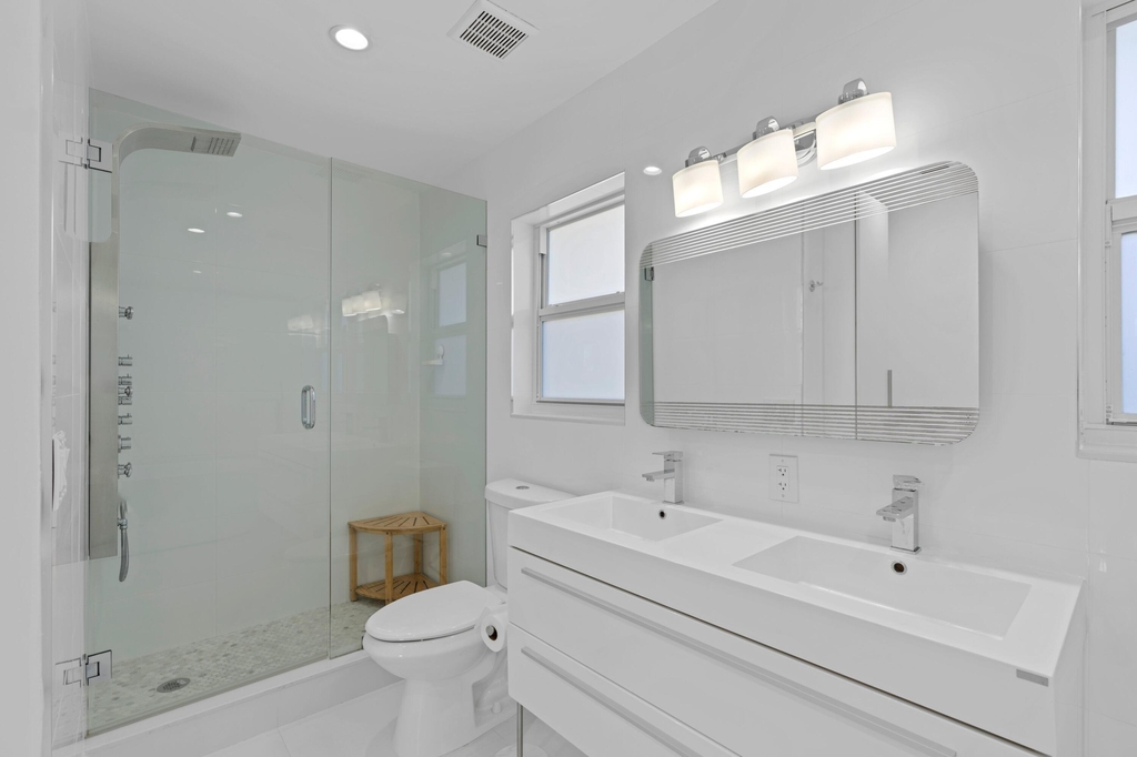 391 Se 7th Avenue - Photo 30