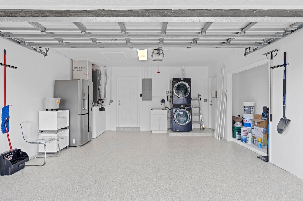 391 Se 7th Avenue - Photo 35
