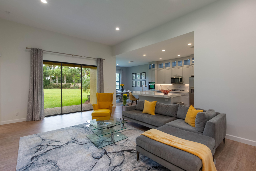 10429 Prato Street - Photo 0