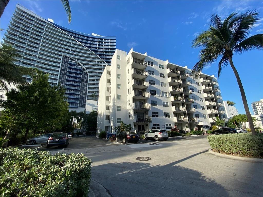 3000 Riomar Street - Photo 1