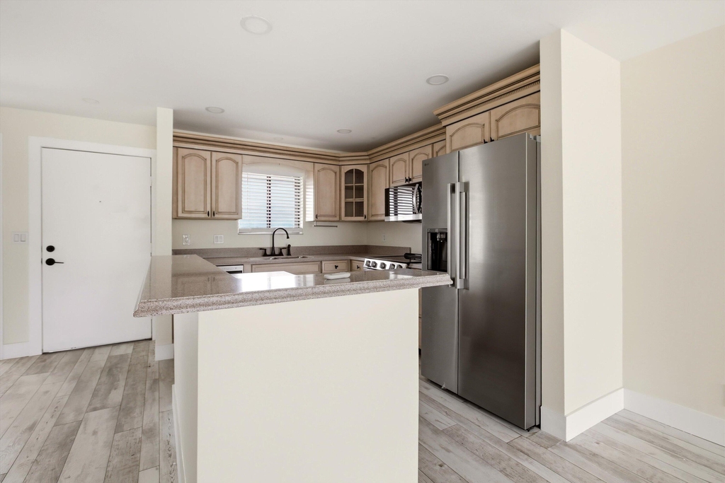 412 Southwind Drive - Photo 6