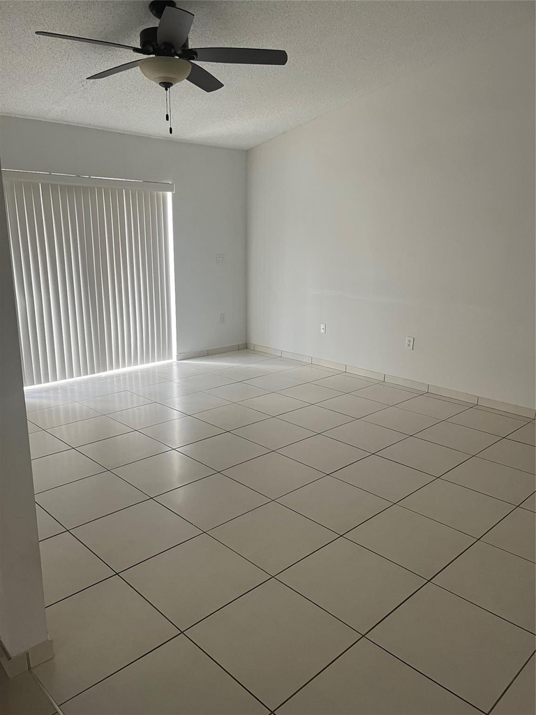 13412 Nw 5th Place - Photo 5