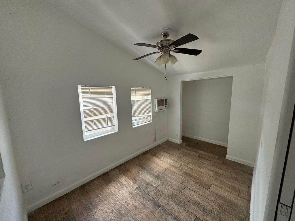 8261 Nw 1st Place - Photo 5
