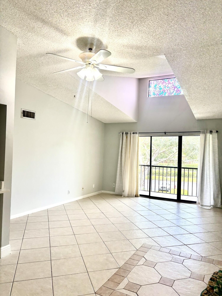 201 Foxtail Drive - Photo 1