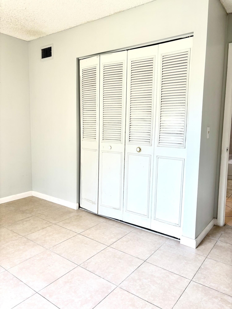 201 Foxtail Drive - Photo 14