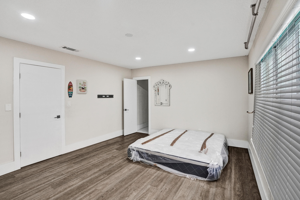 343 Layne Boulevard - Photo 8