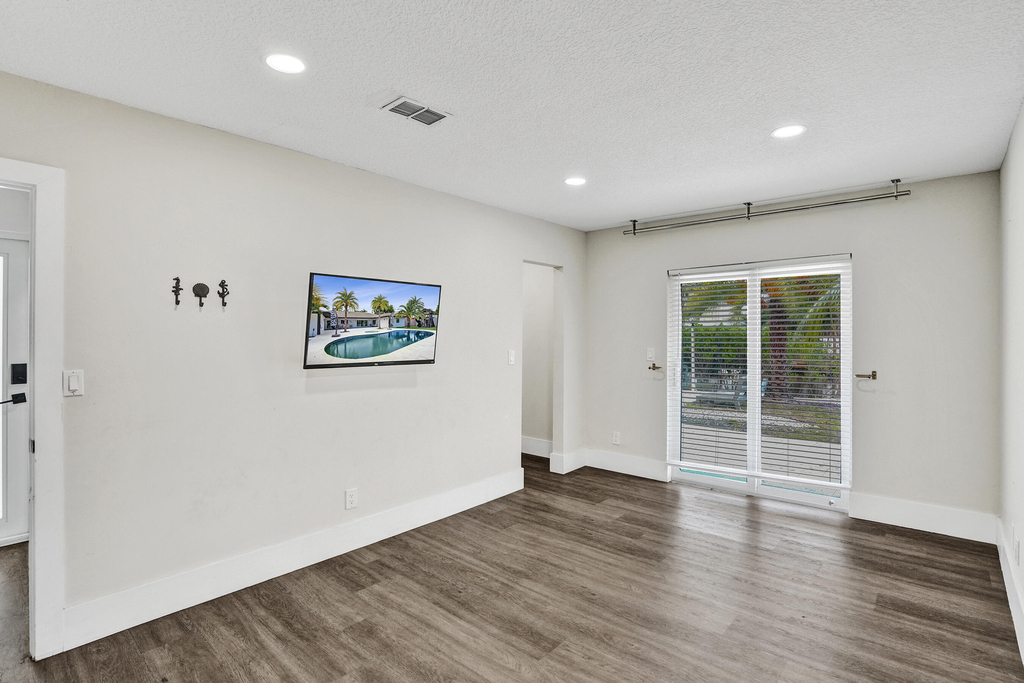343 Layne Boulevard - Photo 20