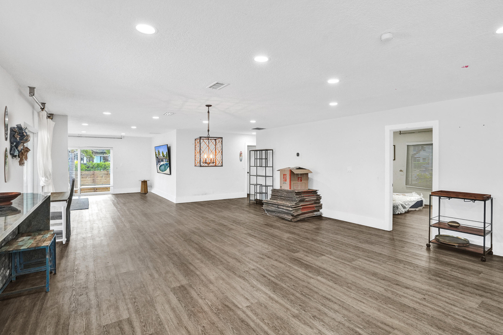343 Layne Boulevard - Photo 6