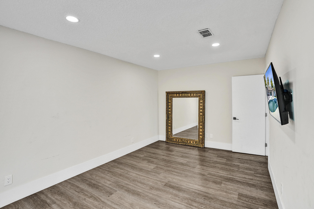 343 Layne Boulevard - Photo 22