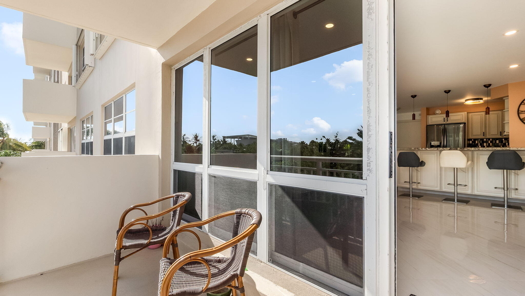 133 N Pompano Beach Boulevard - Photo 12