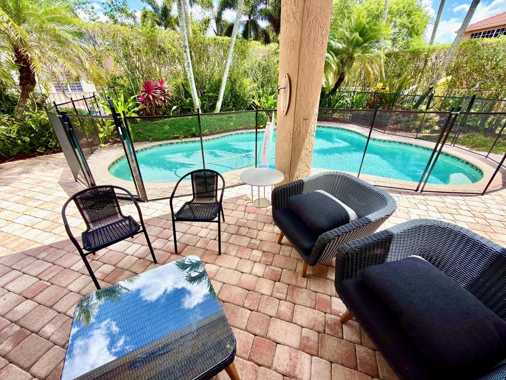 1618 Royal Grove Way - Photo 4