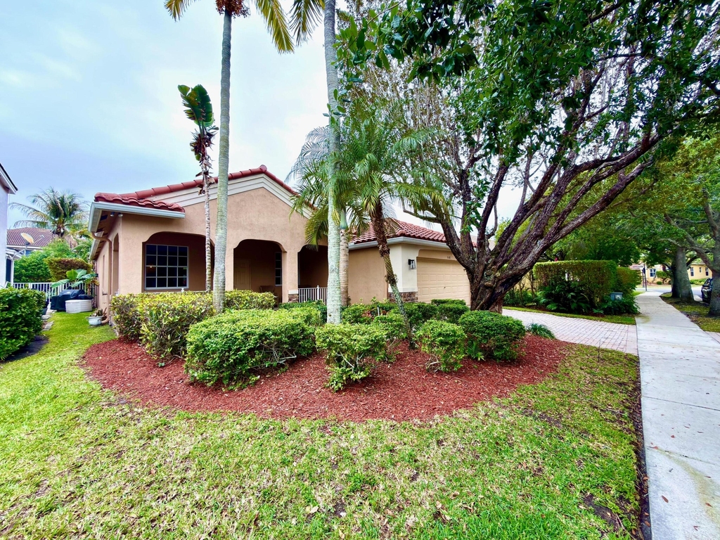 1618 Royal Grove Way - Photo 1