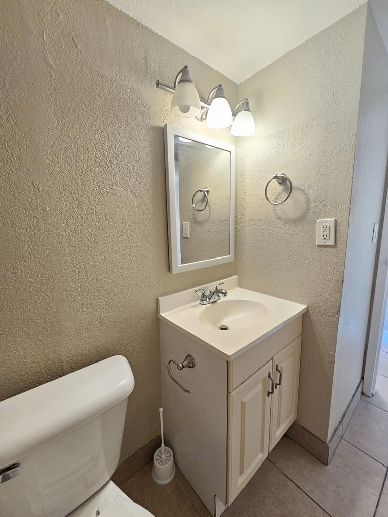 4324 Nw 9th Avenue - Photo 8