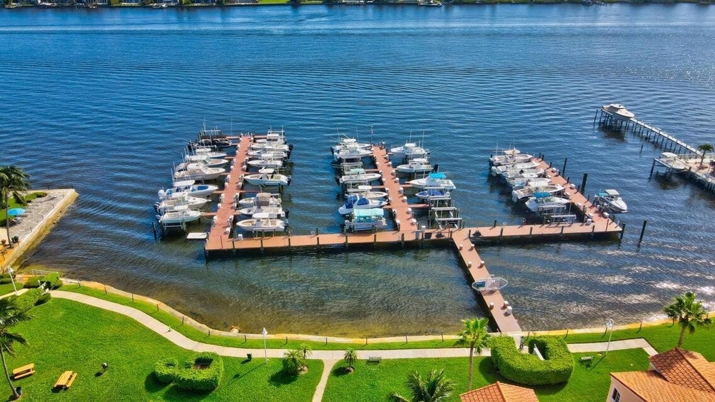 107 Yacht Club Way - Photo 47