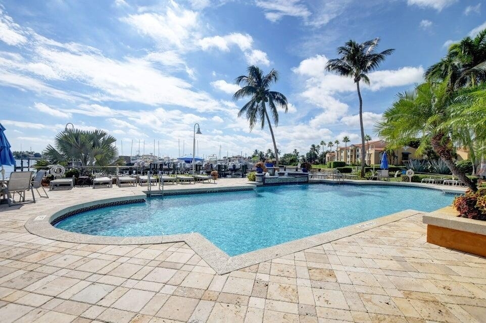 107 Yacht Club Way - Photo 49