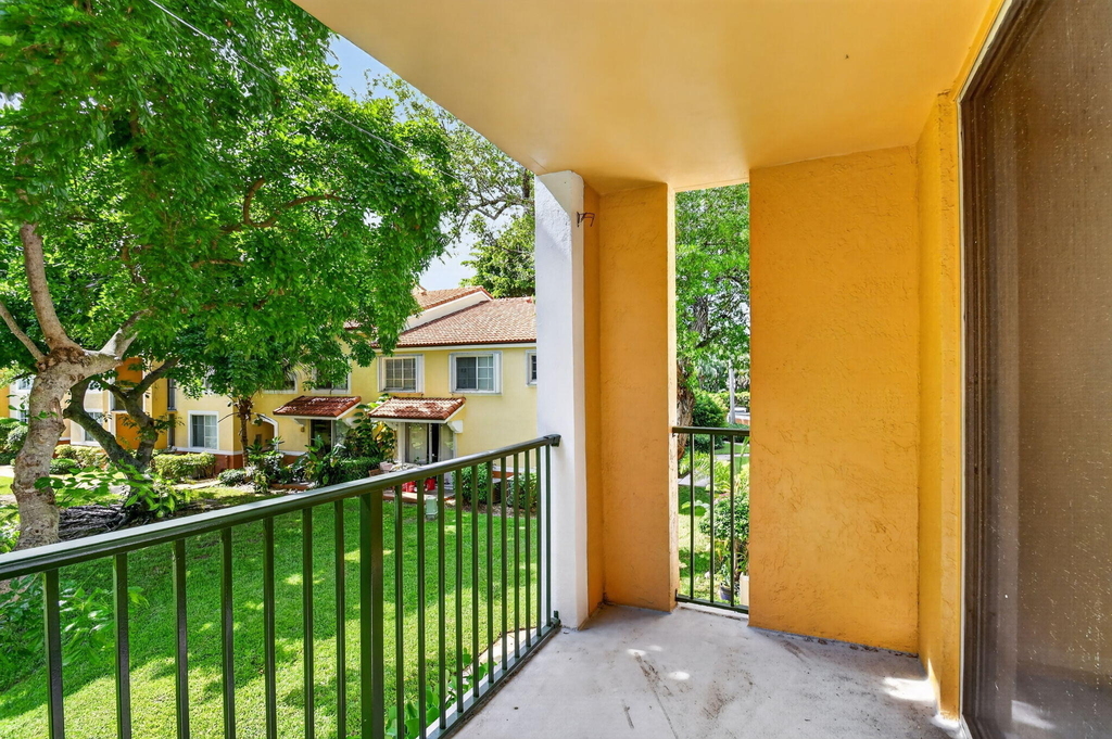 107 Yacht Club Way - Photo 23