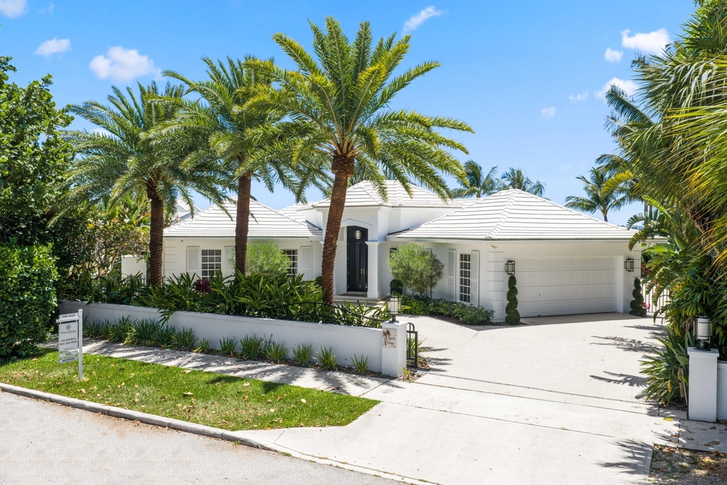 2204 Notre Dame Drive - Photo 0