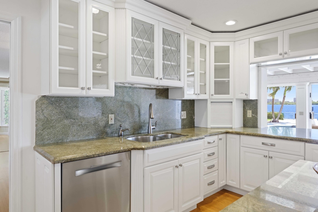 2204 Notre Dame Drive - Photo 21