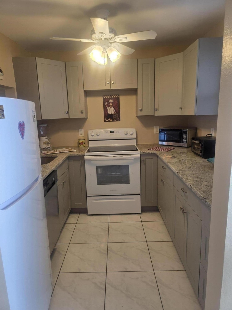 2929 S Ocean Boulevard - Photo 14