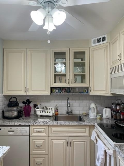 640 Monaco Court N - Photo 3