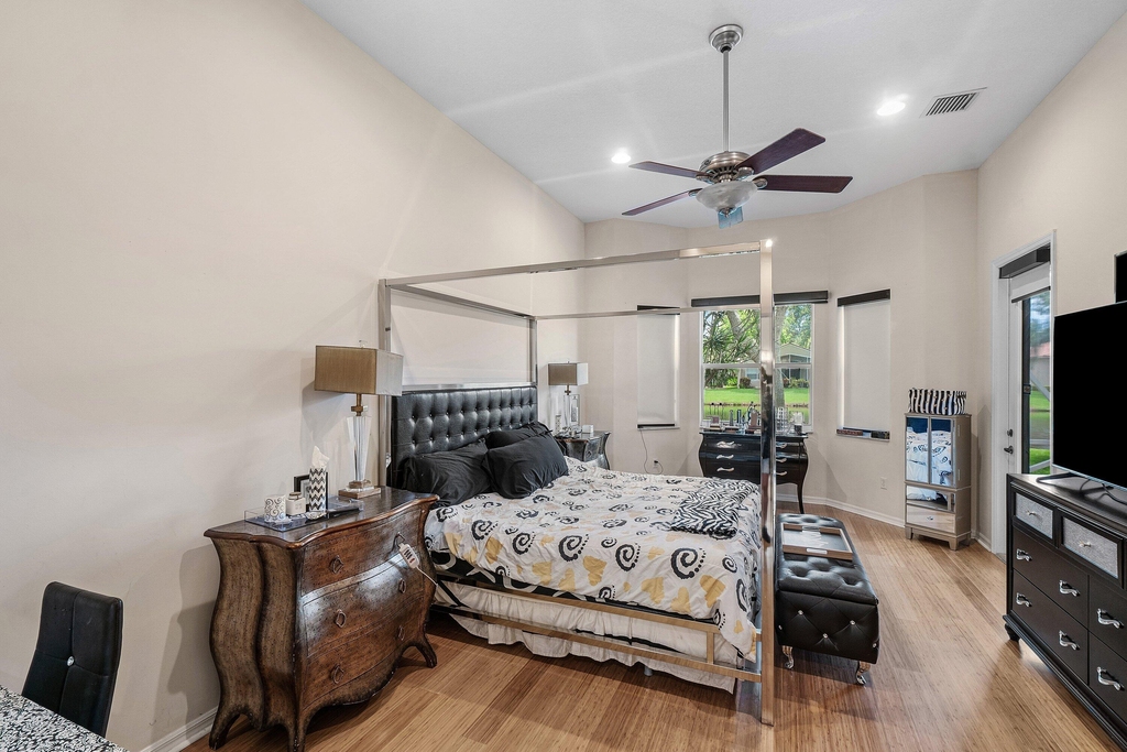 12196 Landrum Way - Photo 19
