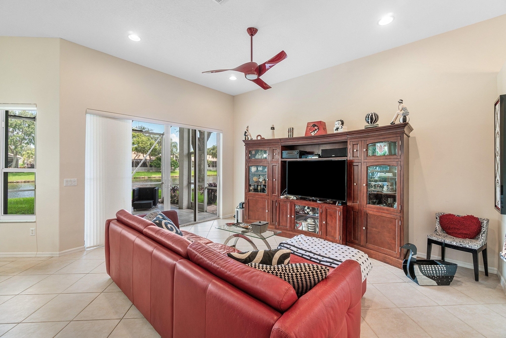 12196 Landrum Way - Photo 10