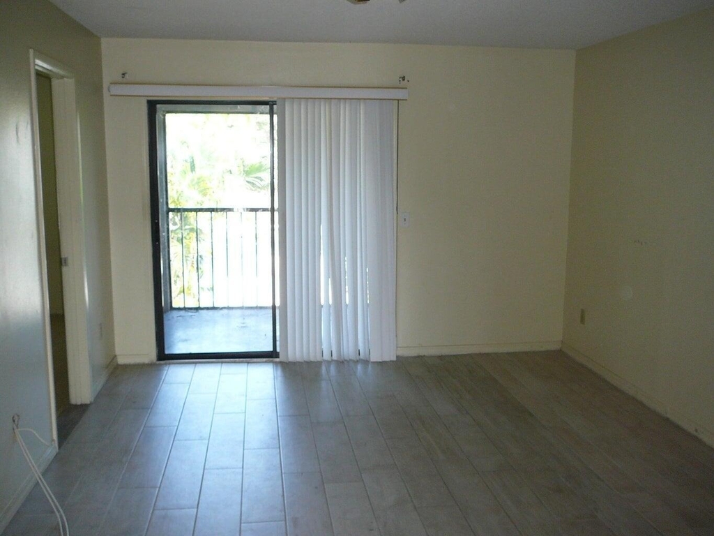 617 Ixoria Avenue - Photo 1