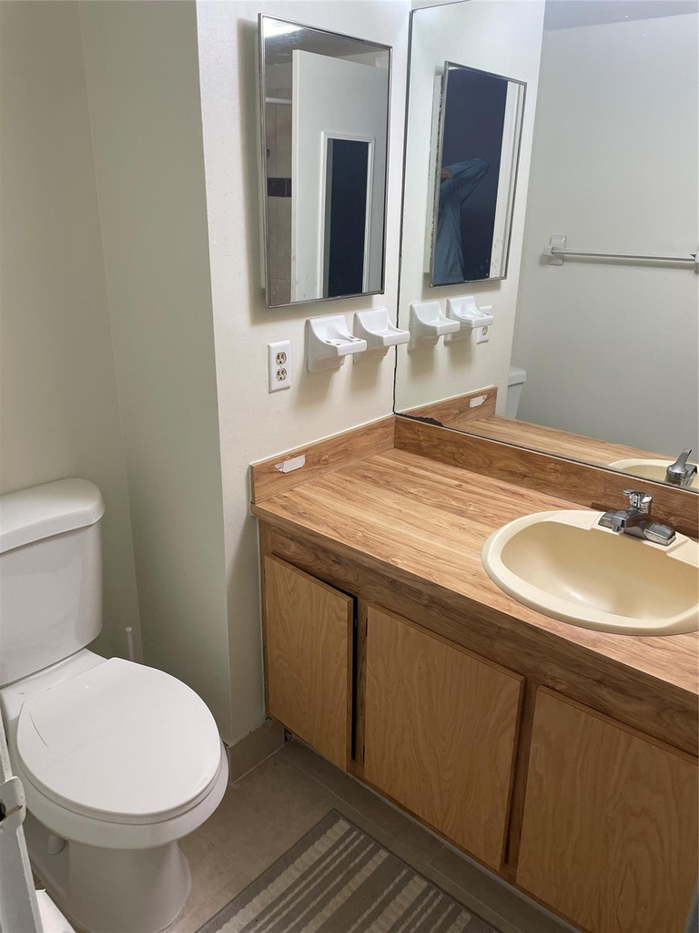 143 Nw 93rd Avenue - Photo 1